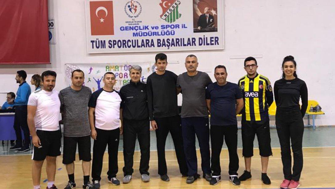 Türkiye Öğretmenler Kupası turnuvası Niğde'de tamamlanmıştır.