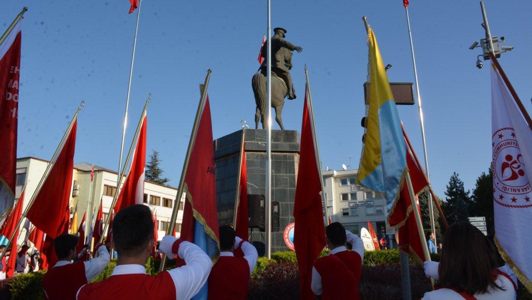 Cumhuriyetimizin Kurucusu Gazi Mustafa Kemal ATATÜRK Vefatının 81. Yılında Niğde'de Törenle Anıldı.